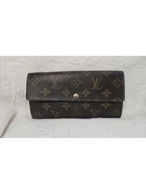 Louis Vuitton Monogram Sarah Wallet – Limited Edition w-COA